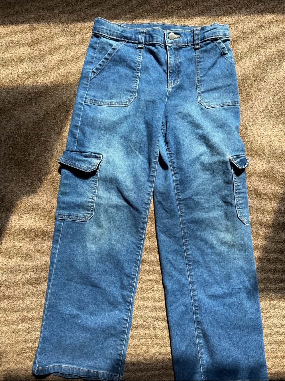 wonder nation Men's Relaxed Cargo Jeans in Denim Blue